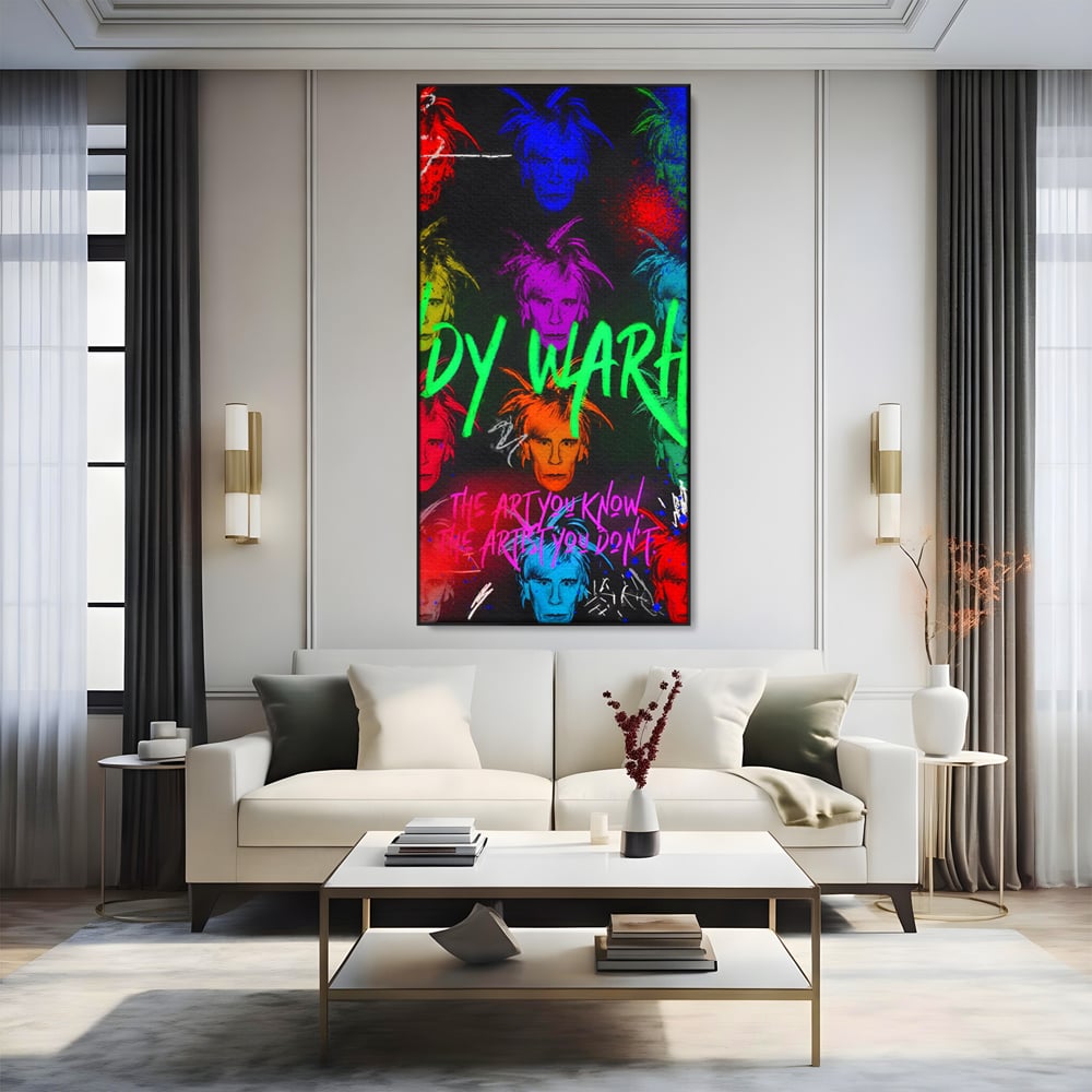 Tablou canvas cu tablou canvas cu portrete pop art andy warhol, in rama de aluminiu negru, pe perete intr-un living